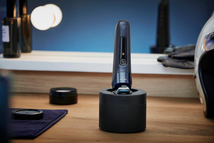 Philips Quick Clean Pod – Philips Reinigungsstation für Herren-Elektrorasierer der Serie 5000, 7000,