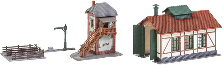 FALLER Set Nebenbahnlokschuppen mit Blockstelle Modellbausatz I 99 Einzelteile I Modelleisenbahn Zub
