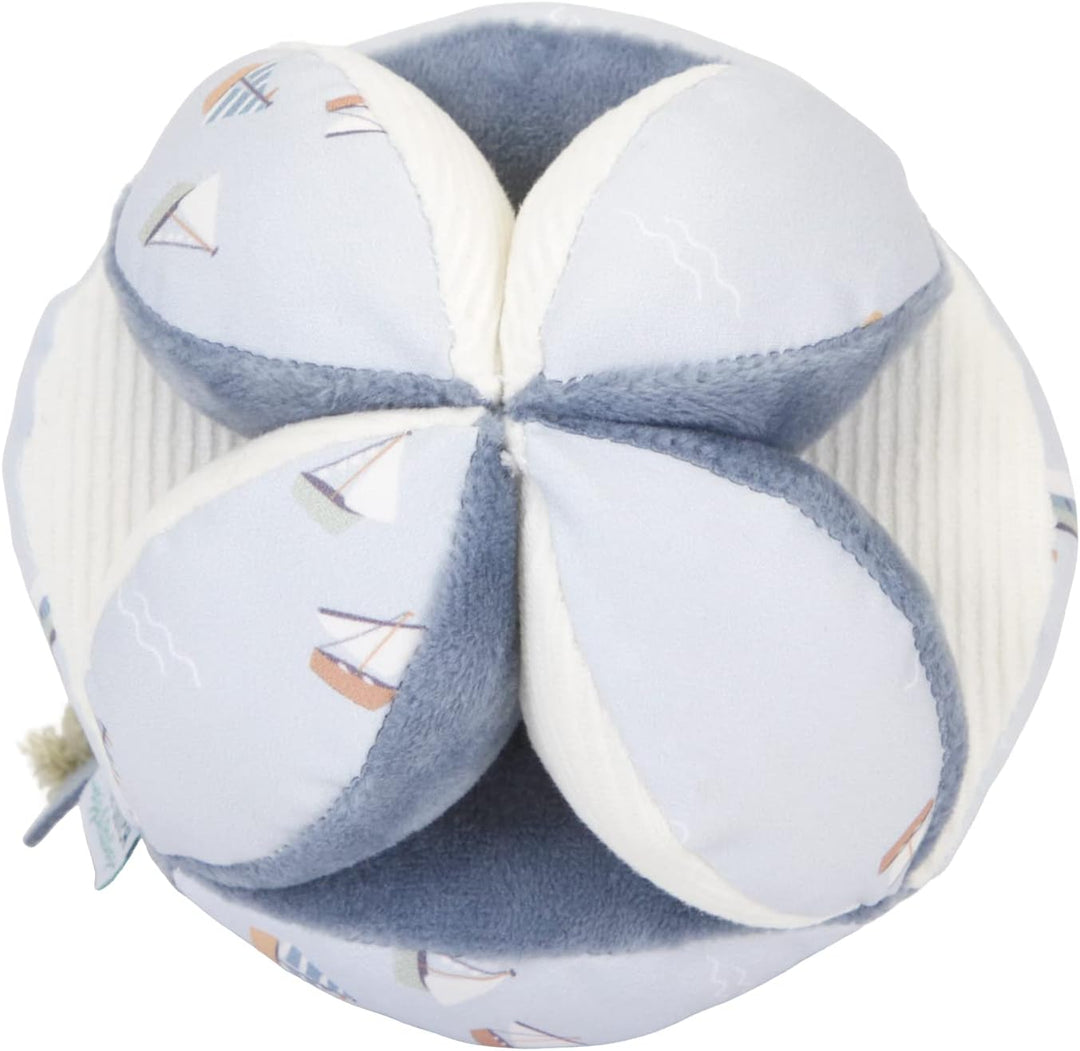 Little Dutch Greifball Stoffball mit Glöckchen Stoff Baby blau - Sailors Bay