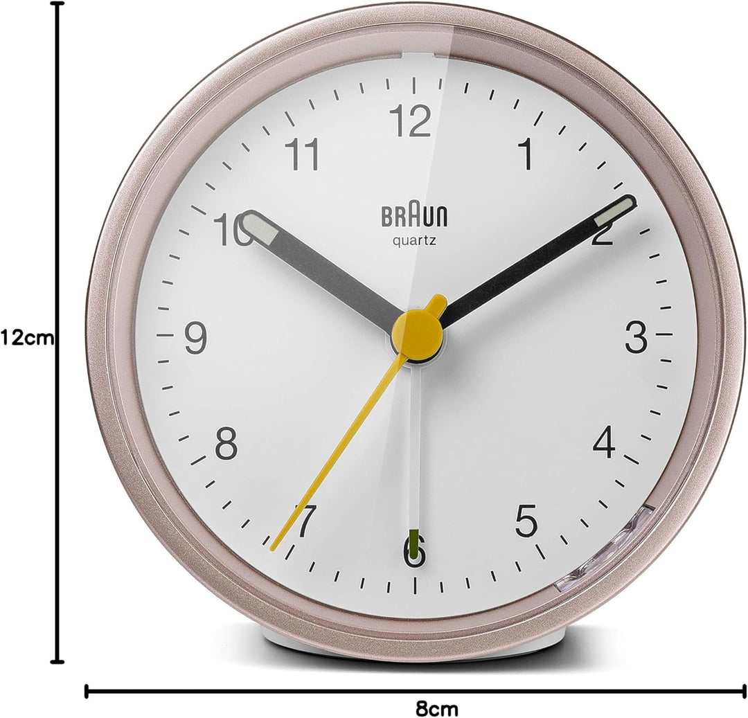Braun Klassischer analoger Wecker Schlummerfunktion und Licht, ruhiges Quarzuhrwerk, Crescendo-Alarm