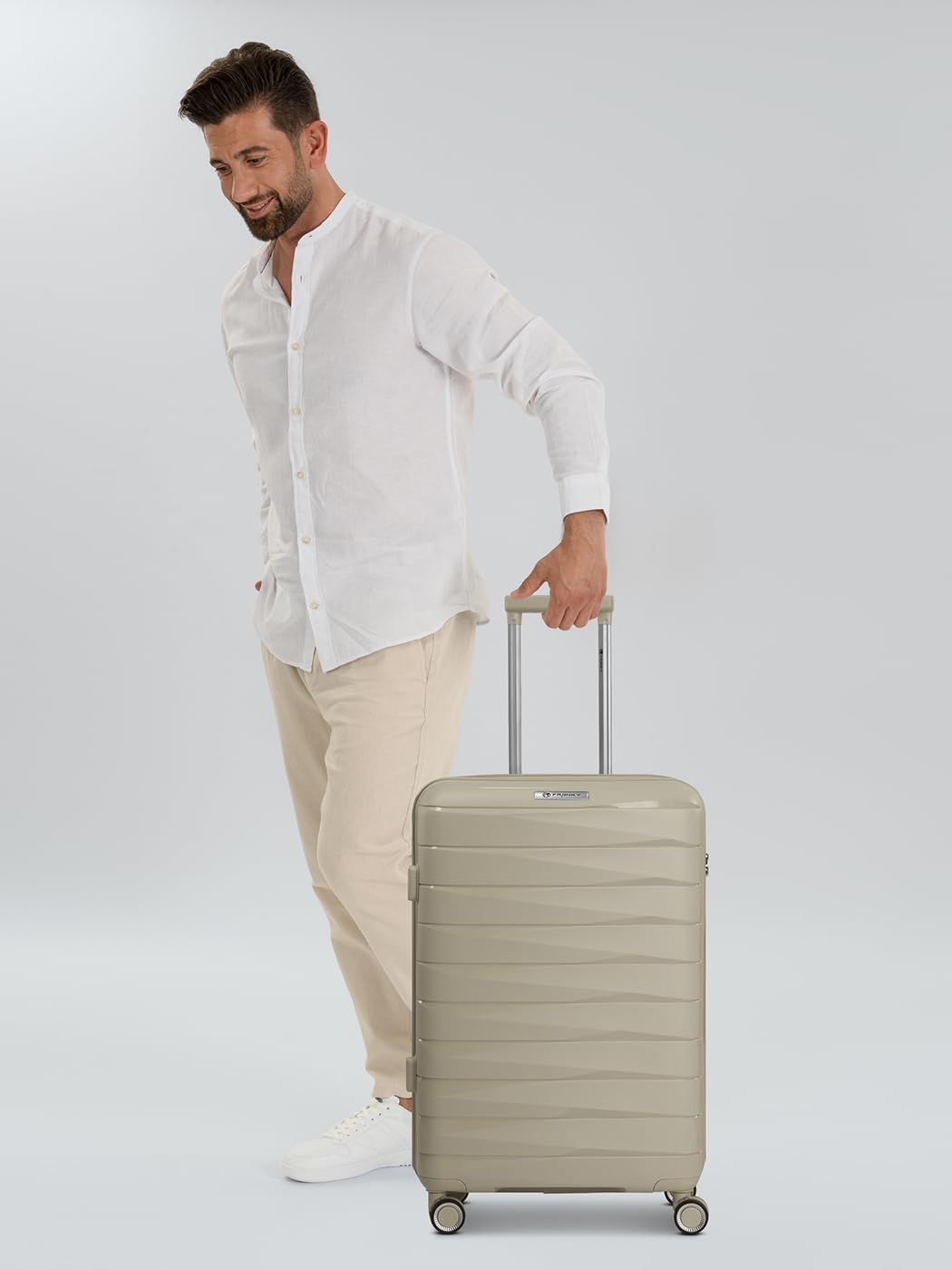 Franky Check-in Koffer für Damen und Herren | mittelgrosser Trolley 42 x 24 x 65 cm aus hochwertigem