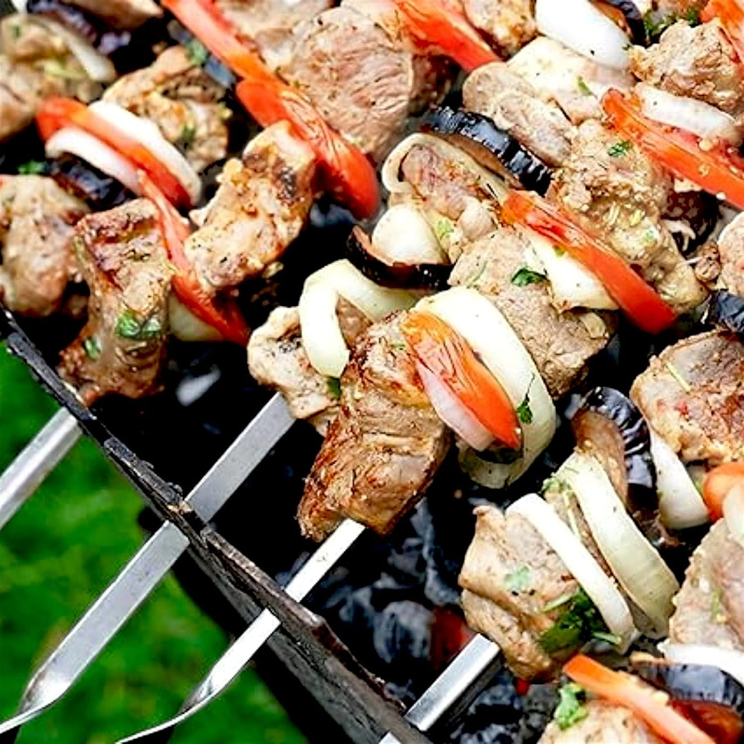 Profi BBQ Edelstahl Grillspiesse, Extra Breit: 1 cm und Extra Stark 2 mm Dicke (10 St, 50cm) Fleisch