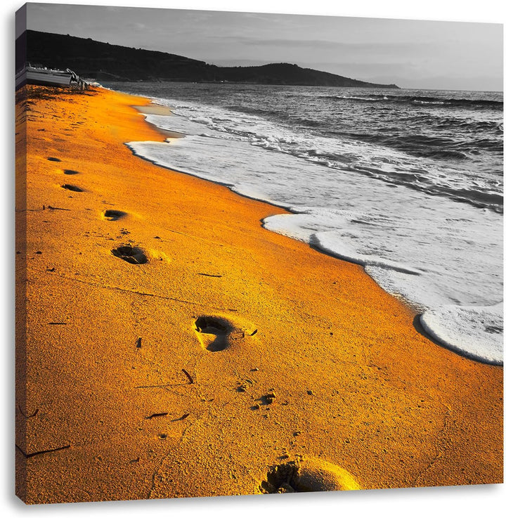 Pixxprint Spuren Im Sand am weiten Meer schwarz/weiss, Format: 70x70 als Leinwandbild, 70x70
