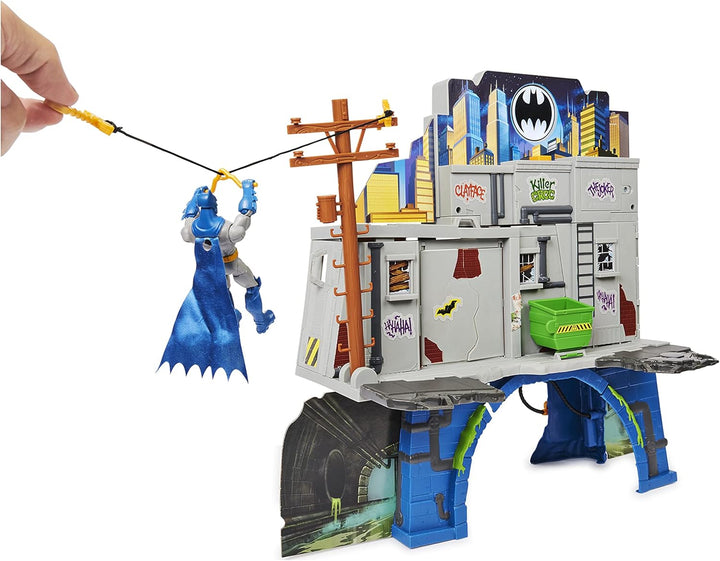 DC Batman 3-in-1-Batcave - Zweiseitiges Spielset mit 10cm grosser Batman-Actionfigur und umfangreich