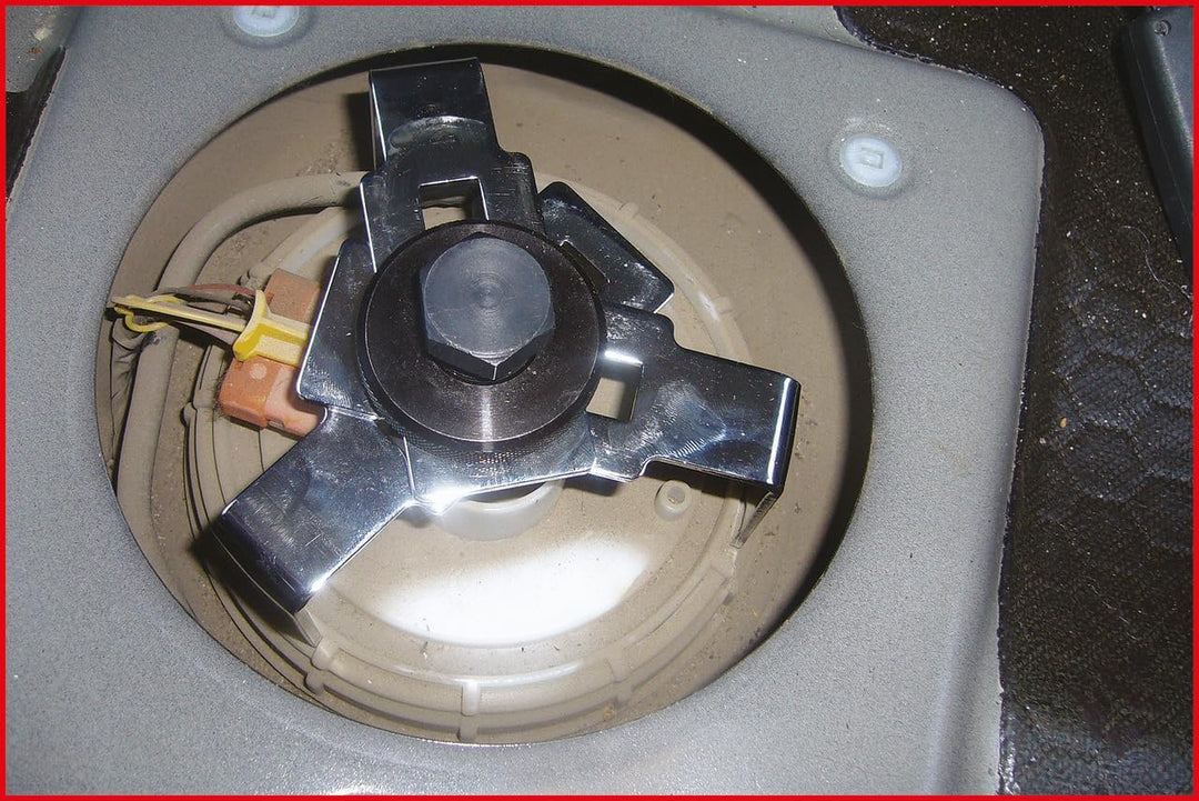 KS Tools 150.9386 3-Arm Universal-Tankgeberschlüssel, Ø 75-160mm