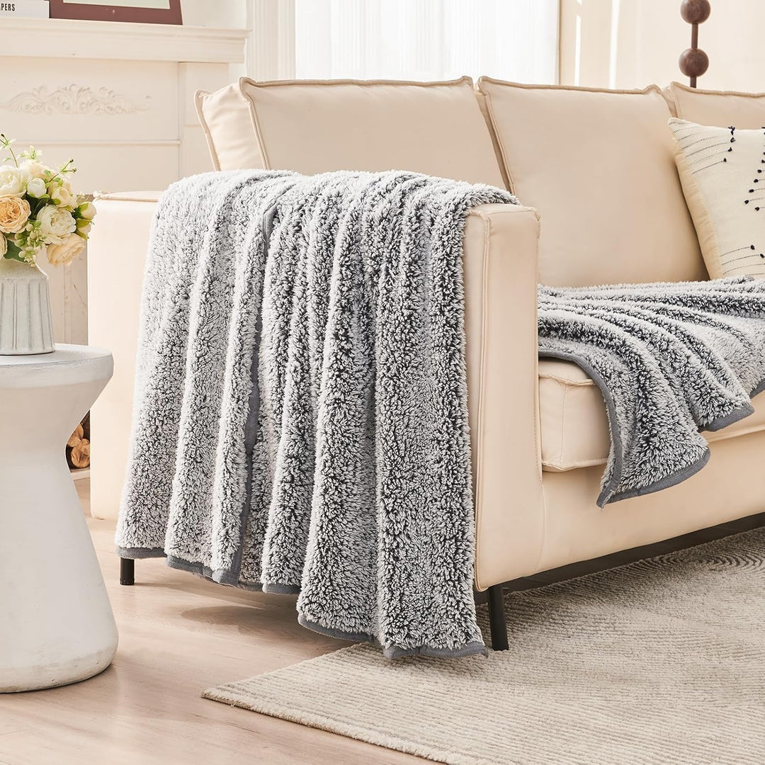EMME Sherpa Kuscheldecke, Dicke und Elegant, Sofadecke Doppelgesicht Extra Weich, Warme Gemütliche W