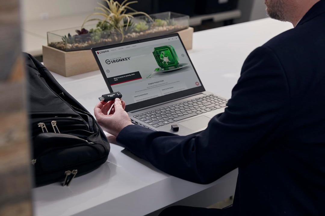 Kingston IronKey D500S Hardwareverschlüsselter USB-Stick 16GB FIPS 140-3 Lvl 3 (ausstehend) AES-256