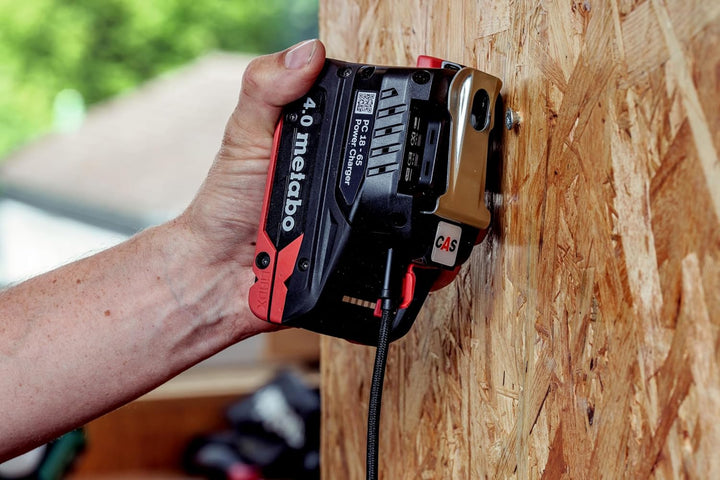 metabo Power-Charger PC 18-65 - 18 V Ladegerät & Powerbank mit LED-Licht, 65 W, schnell einsatzberei