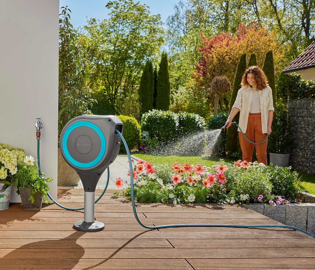 Gardena Terrassen-Schlauchbox RollUp S: Wetterfeste Box mit RollUp-Technologie und 15 m Schlauch, Be