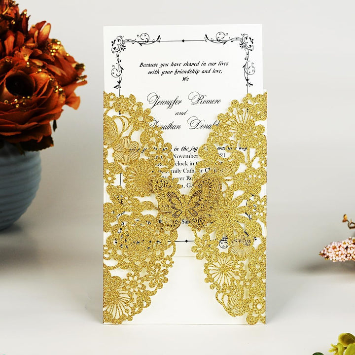 Hosmsua 20x Golden Glitzer Laserschnitt Spitze Flora Hochzeit Einladungskarten mit Schmetterling und