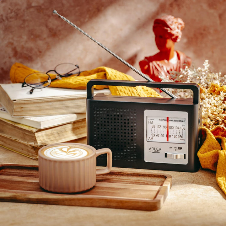 Adler Europe AD 1909 AM/FM-Radio | Tragbares Radio mit grossem Drehregler, Teleskopantenne und Klink