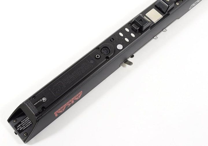 AKAI Professional EWI5000 - Kabelloses, batteriebetriebenes elektronisches Blasinstrument mit integr