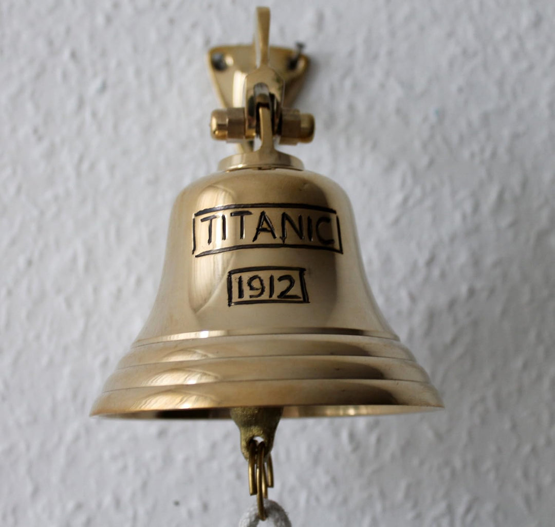 Glocke Messing poliert Schiffsglocke Ø ca. 10cm 440g Gravur TITANIC 1912