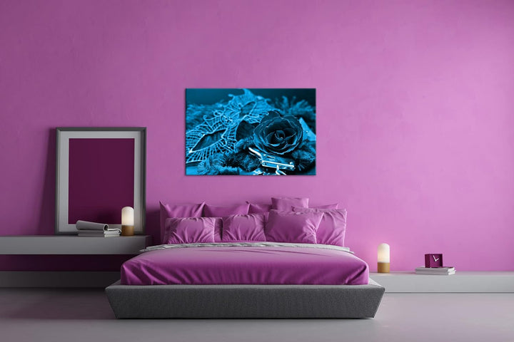 deyoli Handschellen Maske und eine Rose Format: 80x60 Effekt: Monocrome Blau als Leinwand, Motiv fer