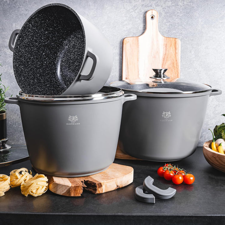 KARL HAUSMANN Aluguss Topf 24 cm 6L mit Deckel - Kochtopf Induktion, Antihaftbeschichtet mit COOKMAR