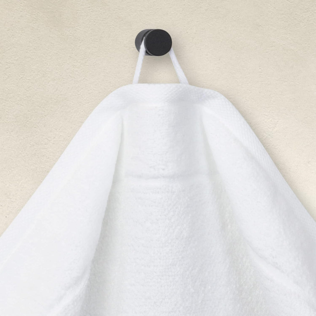 möve Bamboo Luxe Duschtuch 80 x 150 cm aus 60% Baumwolle / 40% Viskose aus Bambus-Zellstoff, snow 80