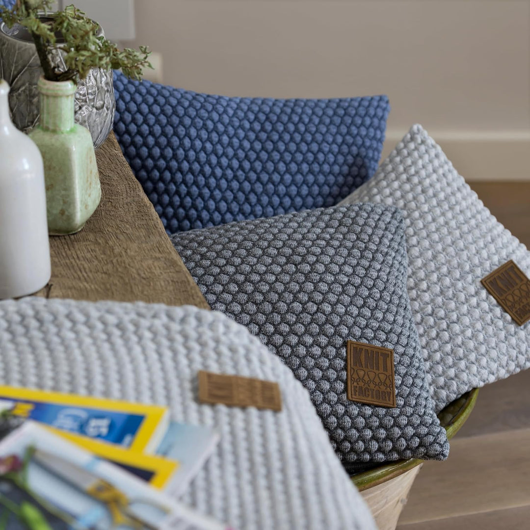 KNIT FACTORY - Juul Kissen - Zierkissen mit Füllung und Bezug - Rechteckige Dekokissen - Sofakissen