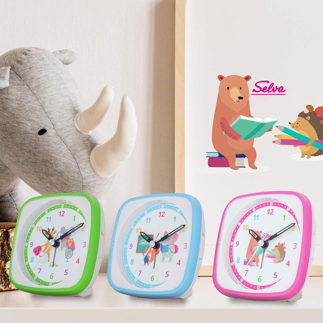SELVA Quarzwecker für die Einschulung mit Igel und Bär Motiv pink/Weiss. Schleichende Sekunde lautlo