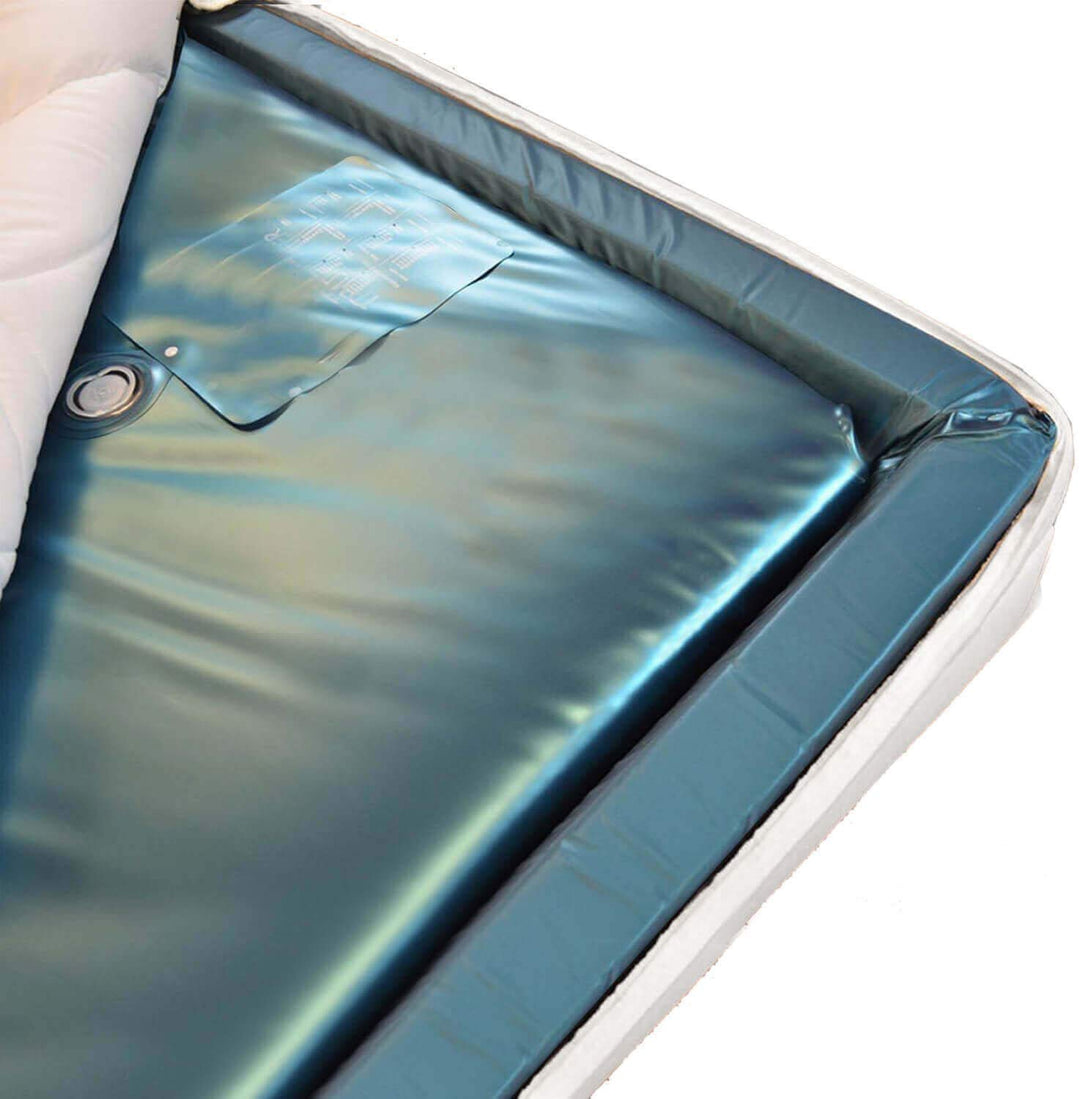 Traumreiter Wasserbettmatratze Softside Mono Solo Wassermatratze Wasserkern-Matratze Wasserbett (50%