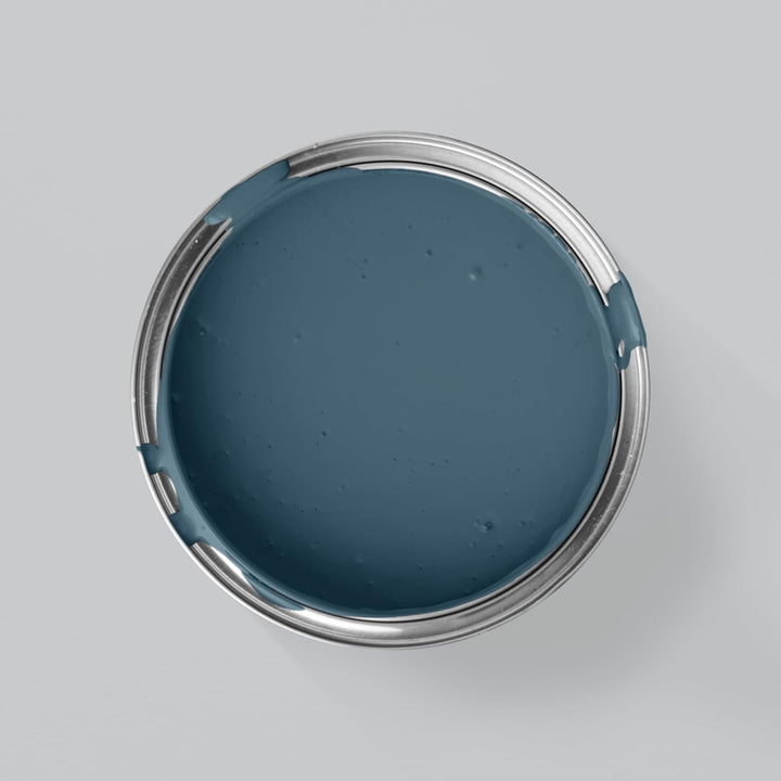 MissPompadour abwaschbare Wandfarbe Blau mit Jeans 1L - hohe Deckkraft &amp; Ergiebigkeit - matte, scheu