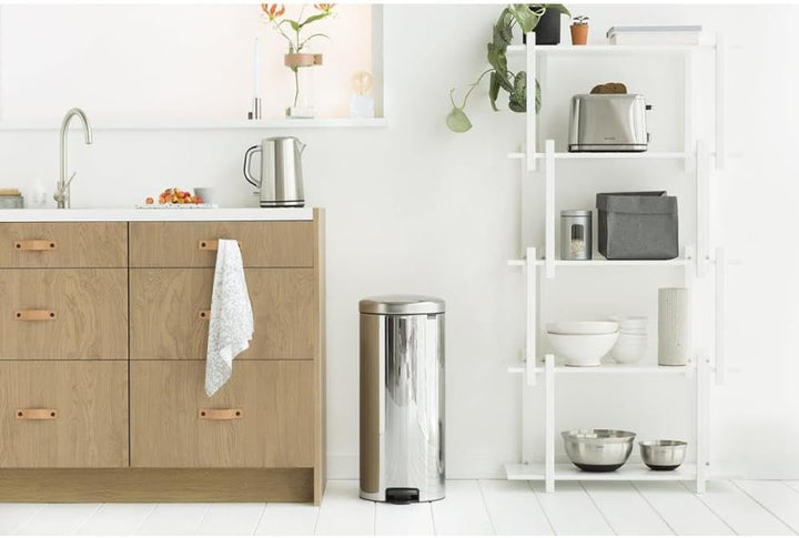 Brabantia Treteimer mit Inneneimer aus Kunststoff, stahl, Brilliant Steel, 30 Liter Brilliant Stahl
