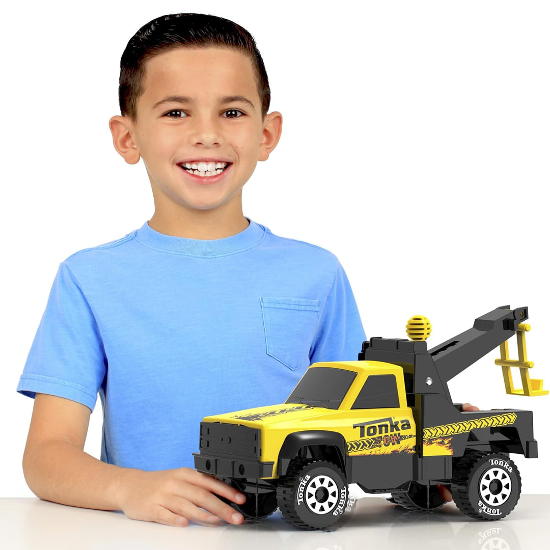 Tonka 06036 Steel Classics Tow Truck, Construction Truck Toy for Children, Kids Construction Toys fo