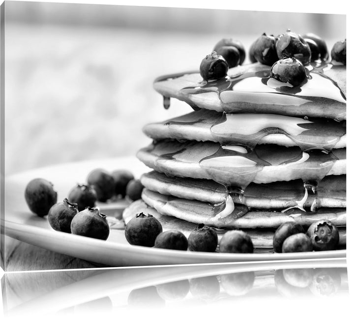 Pixxprint Monocrome, Pancakes mit Sirup und Blaubeeren, Format: 100x70 auf Leinwand, riesige Bilder