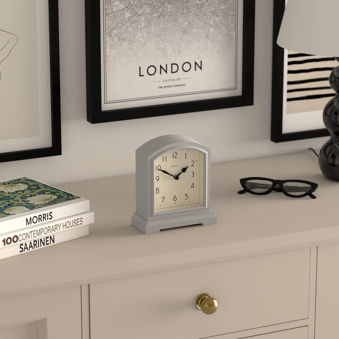 JONES CLOCKS® Tavern Kaminuhr | Traditionelles/Klassisches Design | Schlafzimmeruhr | Wohnzimmeruhr