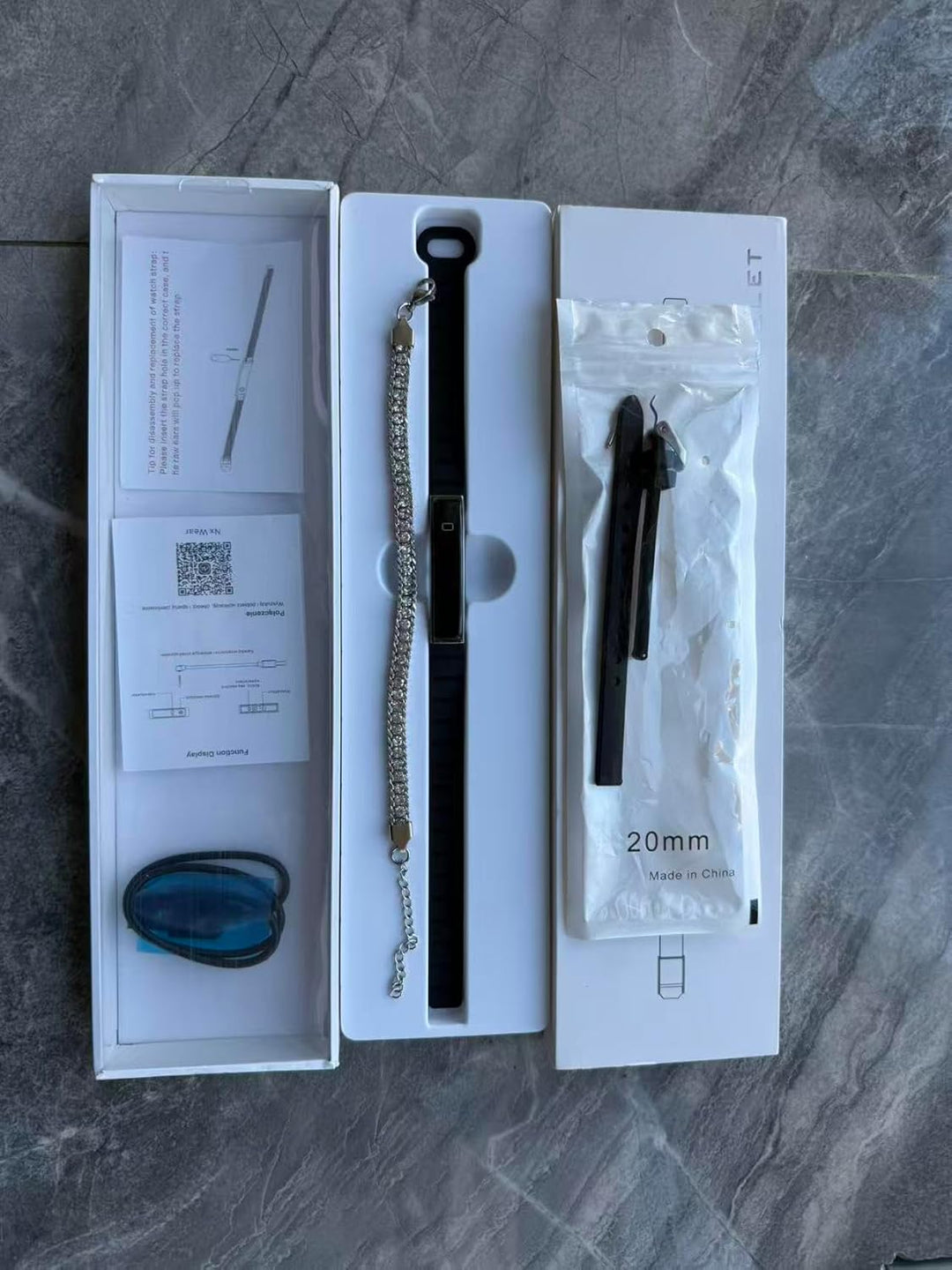 Efolen Smartwatch Damen Herren Schmal,16.5g Smart Band Fitness-Tracker mit 12 Sportmodi,Pulsuhr SpO2