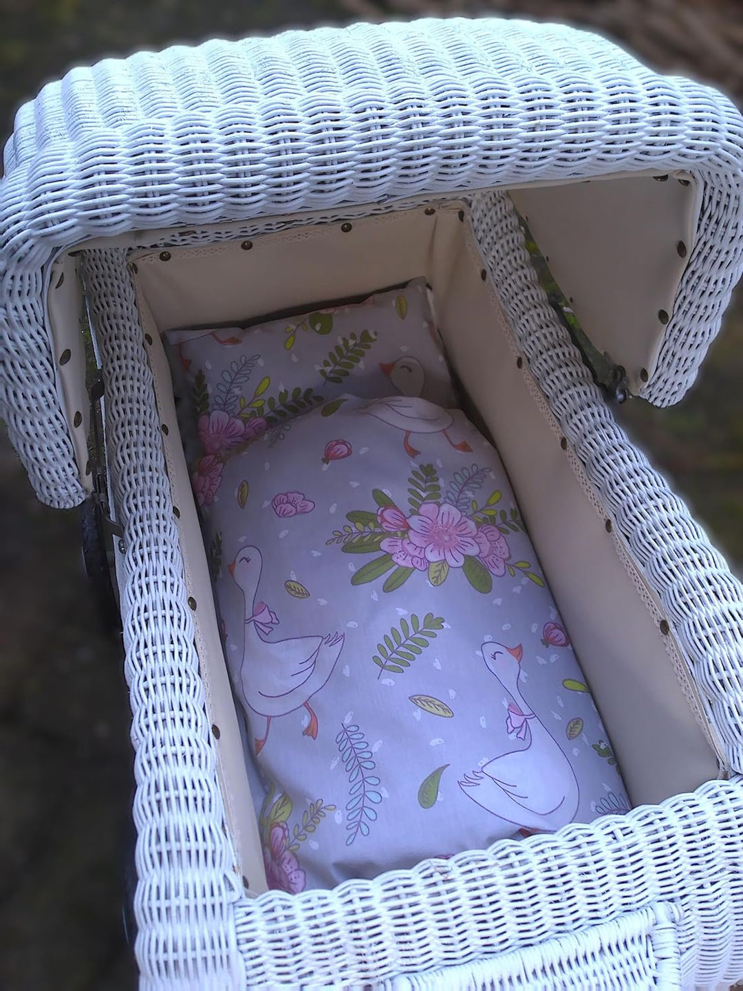 Puppenbettwäsche, Waldfreunde, Hase und Igel, Gänse und Blumen, waschbar Decke 41h x 33b, Kissen 18h