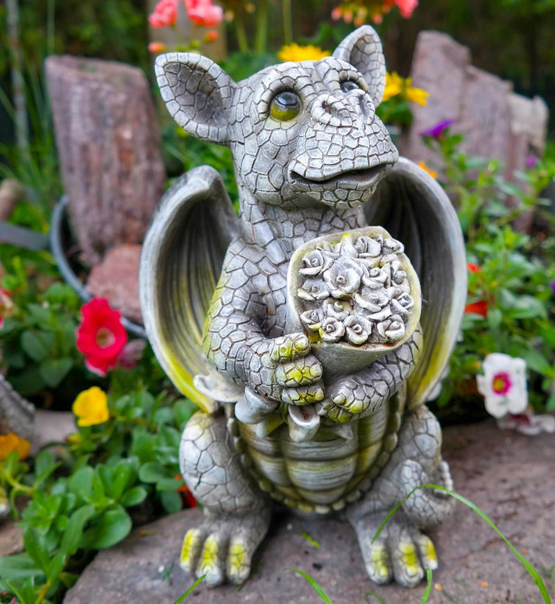 Kremers Schatzkiste Drachenkind mit Blumenstrauss Drache Figur Gartenfigur Blume