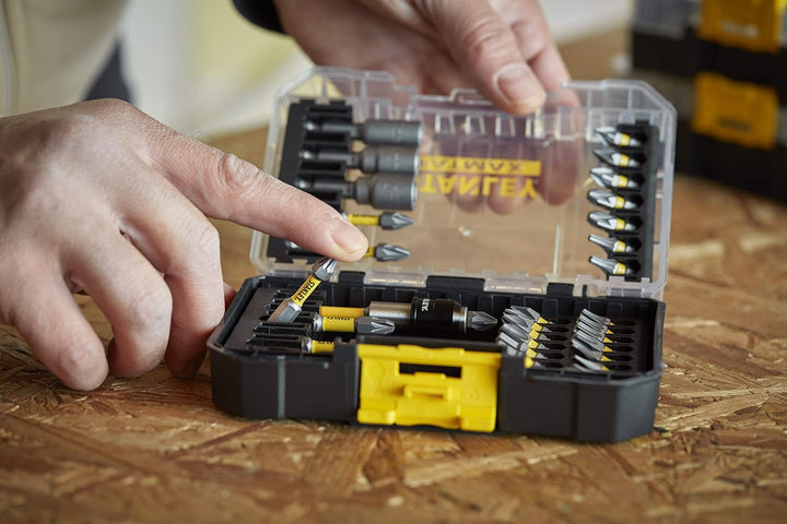Stanley FatMax 32-tlg. Torsion Schrauberbit-Set STA88557 (umfangreiches Set mit allen gängigen Bitty