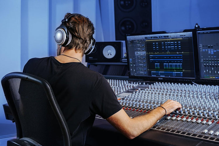 beyerdynamic DT 880 Edition 600 Ohm Over-Ear-Stereo Kopfhörer. Halboffene Bauweise, kabelgebunden, H