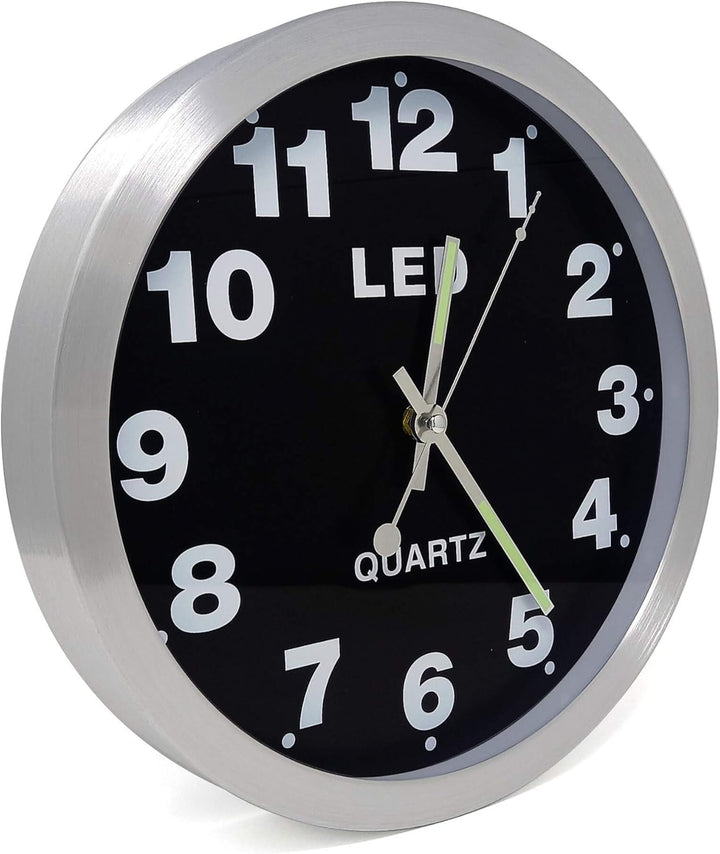 Starlet24 Wanduhr 29,5cm Ø beleuchtet mit bunter LED-Zifferbeleuchtung und Quarz-Uhrwerk (laufruhig,