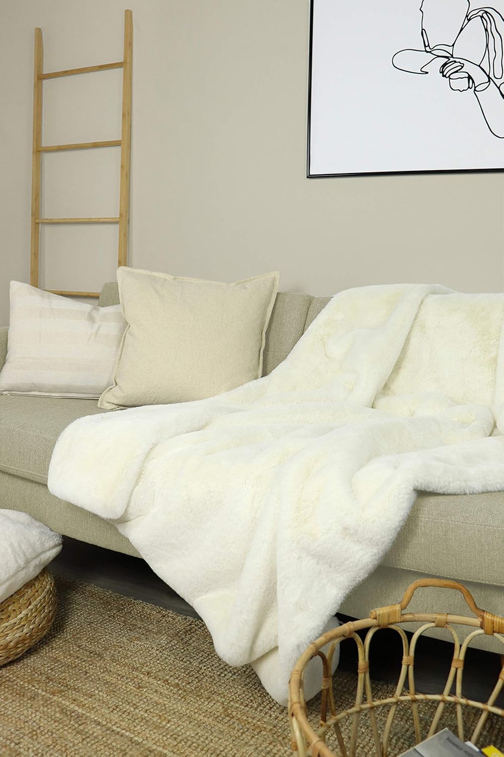 jilda-tex Wohn- Kuscheldecke Felloptik Rabbit Deluxe 150x200 cm 750 GSM Felldecke (Weiss) Weiss 150x