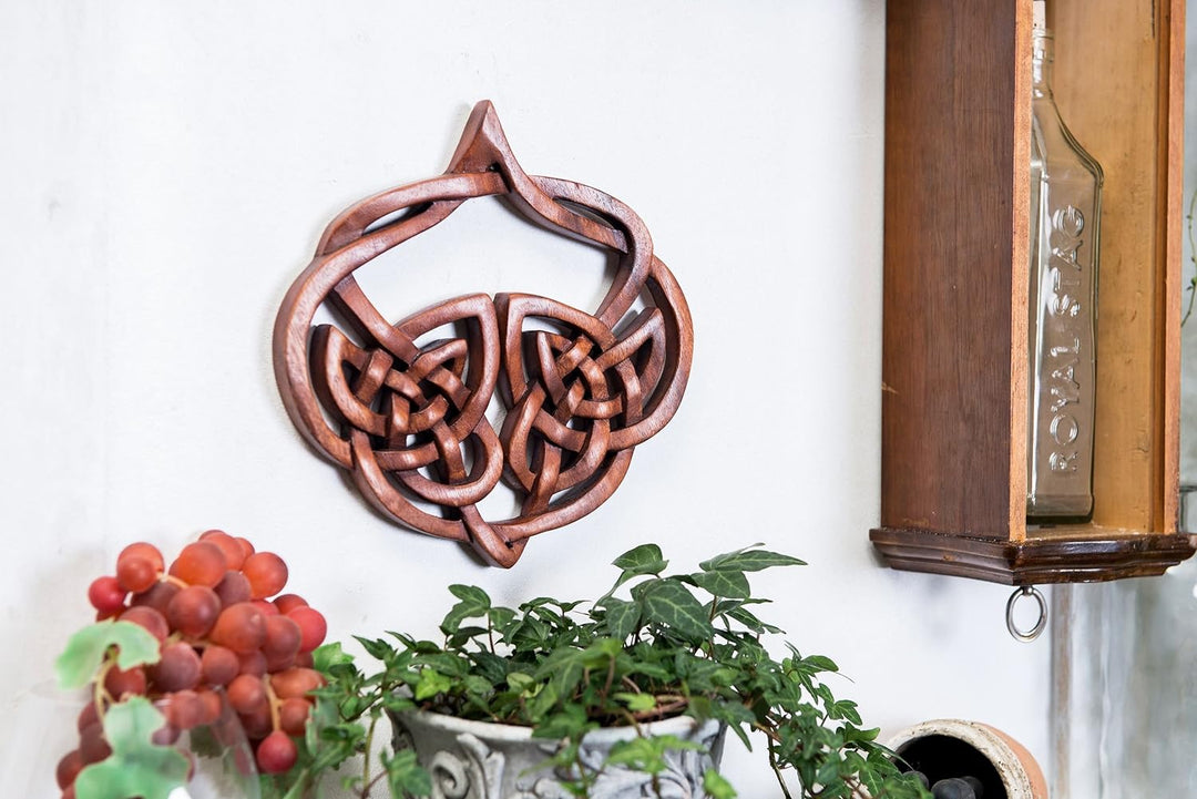 Windalf Irisches Celtic Wandbild INALA 23 cm Keltische Herz Wandrelief Holzbild Geschnitztes Ornamen