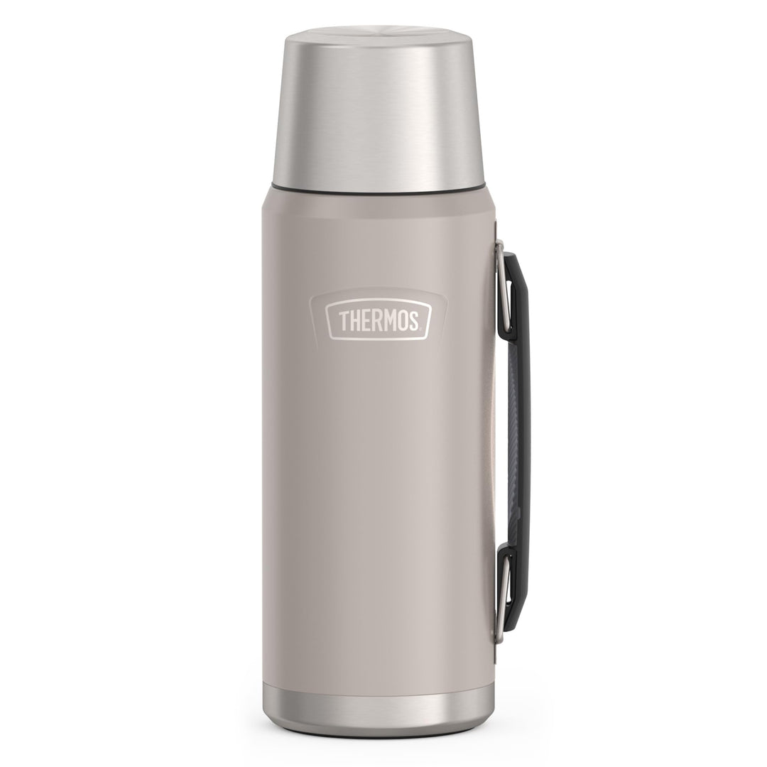 THERMOS ICON BEVERAGE BOTTLE 1,20l, beige/sandstone mat, Thermosflasche 1200ml, Isolierflasche mit T
