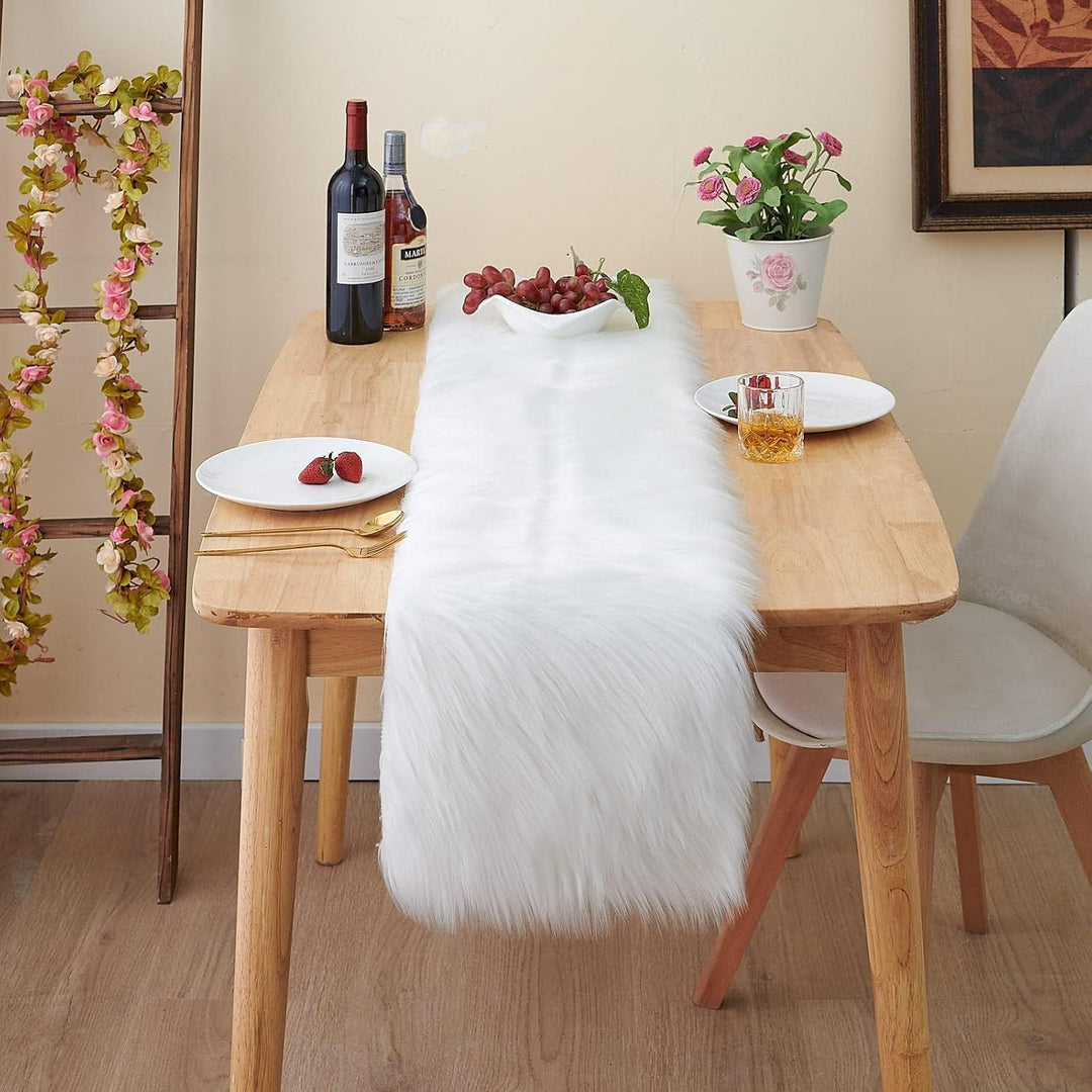 Topspitgo Kunstfell Modern Tischläufer - Deko Fell Tischläufer Weiss，Weihnachten Tischläufer für Wei