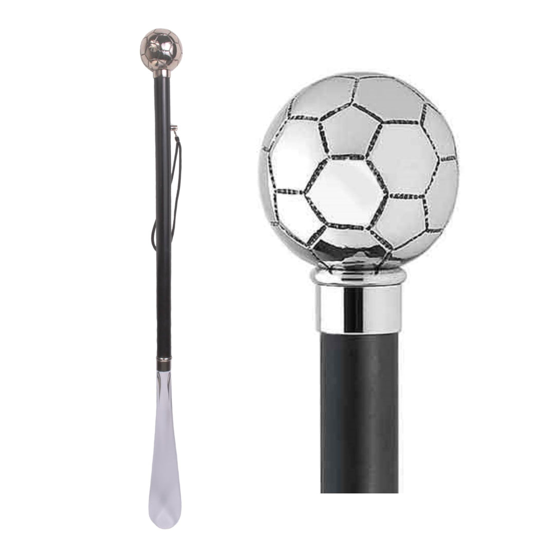 Design Schuhanzieher Schuhlöffel 70 cm mit silbernem Fussball als Griff, schwarzer Holzschaft