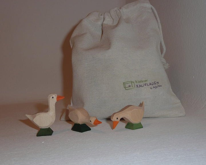 Lotte Sievers-Hahn Gans / Gänse Gruppe mit Baumwollbeutel Krippenfigur