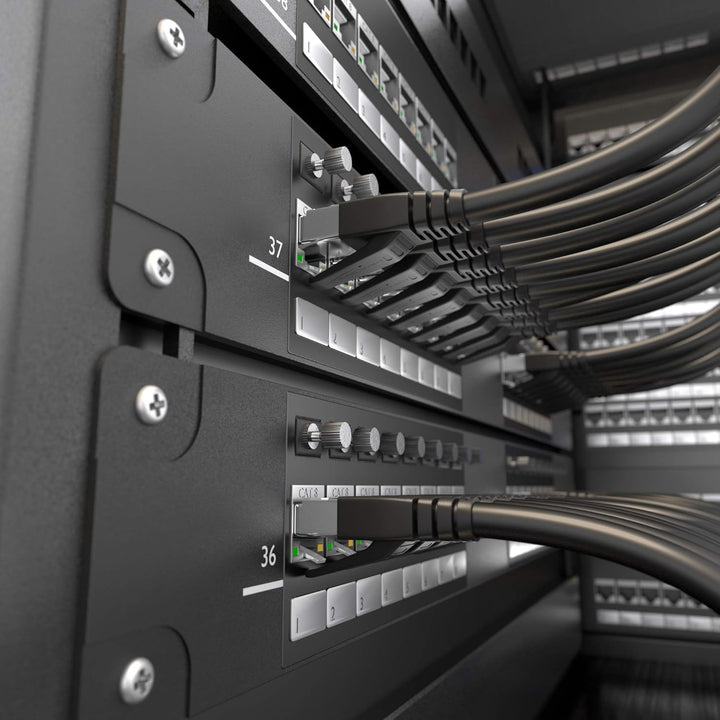 KabelDirekt – Cat 8 Netzwerkkabel, 40 Gigabit, flexibel &amp; bruchfest konstruiert – 10m (LAN Kabel/Eth