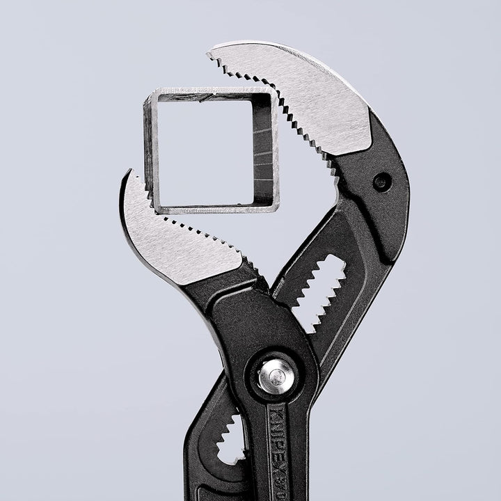 KNIPEX Cobra® XXL Wasserpumpenzange, 560 mm, Muttern bis 120mm, Rohre bis 115mm, Feinverstellung per