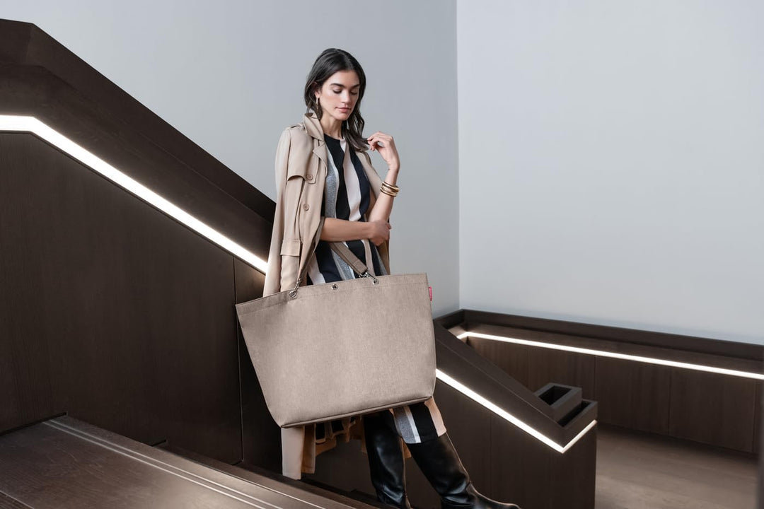 reisenthel shopper XL – Geräumige Shopping Bag und edle Handtasche in einem – Aus wasserabweisendem
