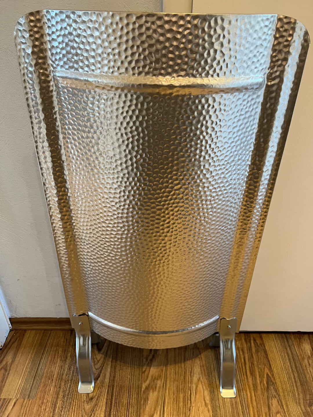 Ofenschirm mit Füssen Silber verzinkt Farben 91 x 46 cm gehämmert
