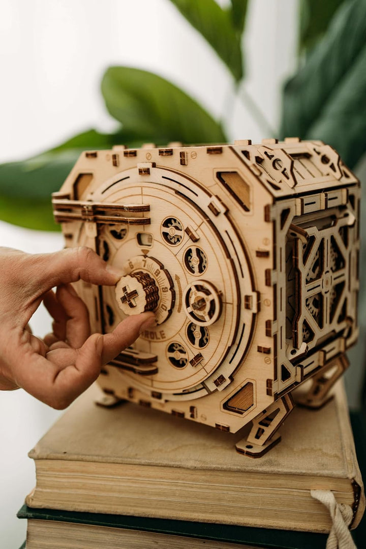 Wood Trick Safe Holzmodellbausatz für Erwachsene und Kinder - DIY Locker Puzzle Box mit Kombination