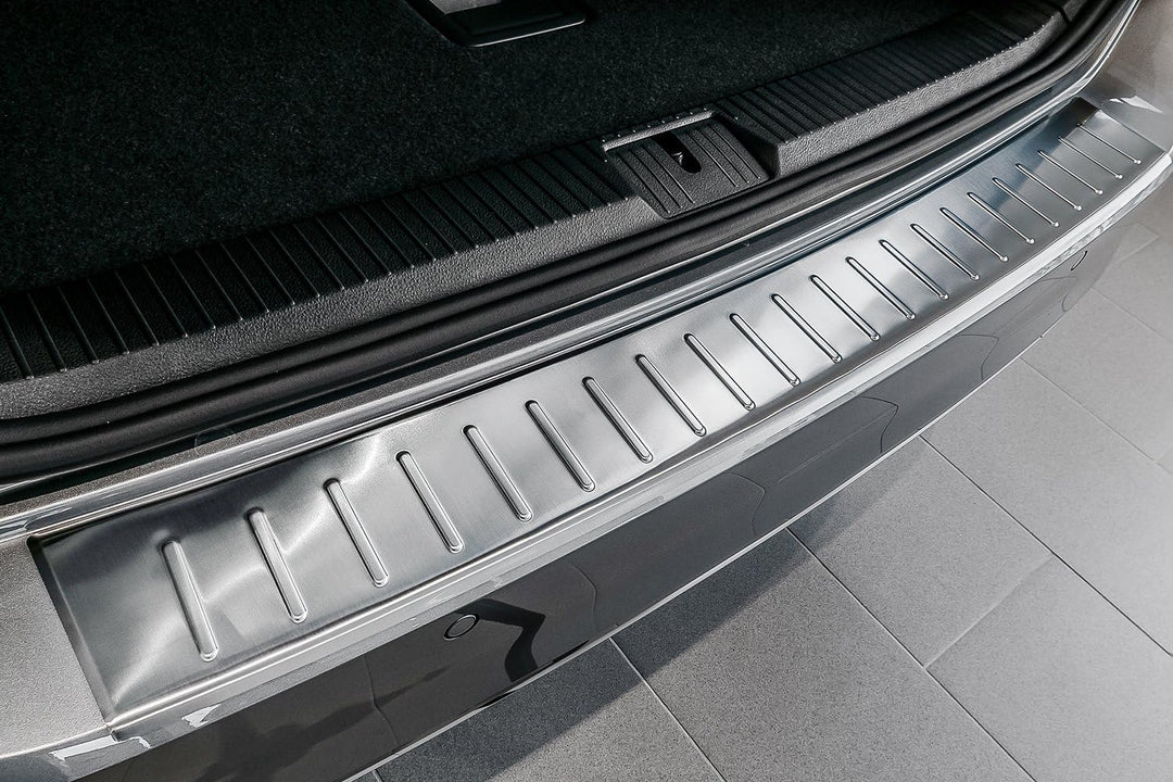 tuning-art L118 Edelstahl Ladekantenschutz für VW Passat B8 3G Variant 2014-2018 5 Jahre Garantie