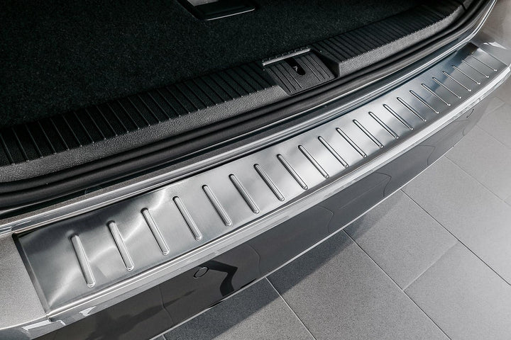 tuning-art L118 Edelstahl Ladekantenschutz für VW Passat B8 3G Variant 2014-2018 5 Jahre Garantie