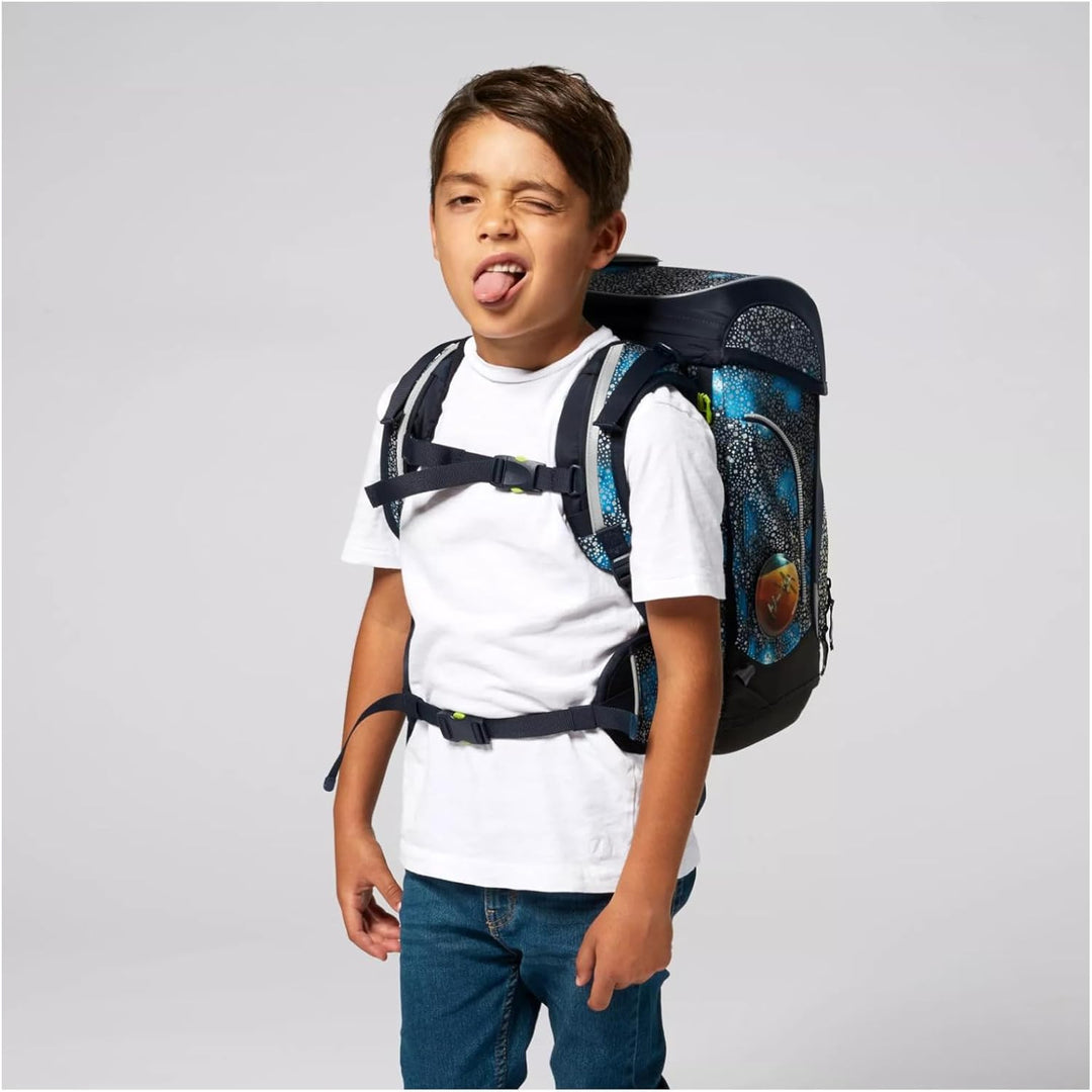 ergobag Unisex Kinder Cubo Gepäck- Handgepäck Einheitsgrösse Bär Anhalter Durch die Galaxis - Blau