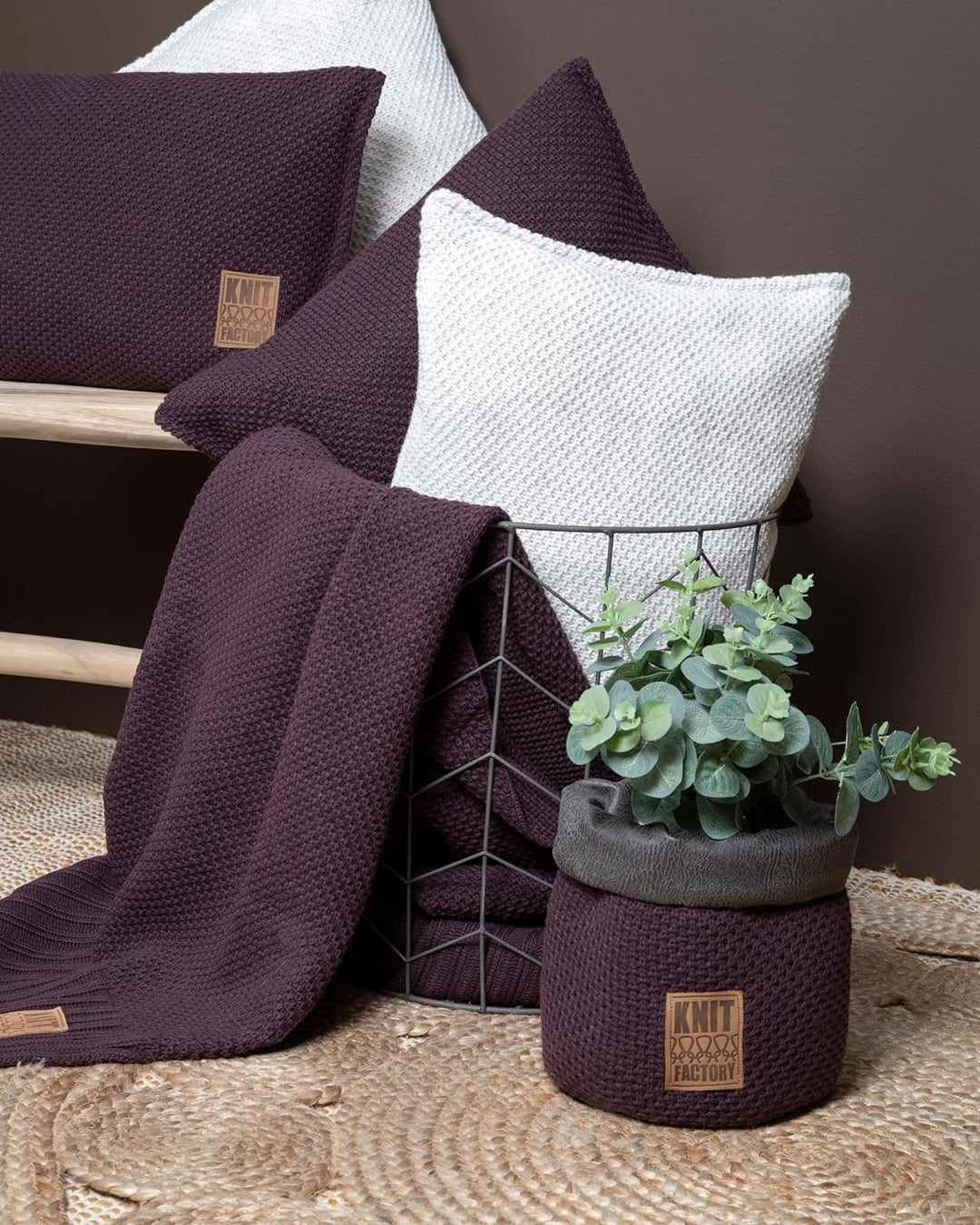 Knit Factory - Lynn Korb - Aubergine - 25 cm, Aubergine