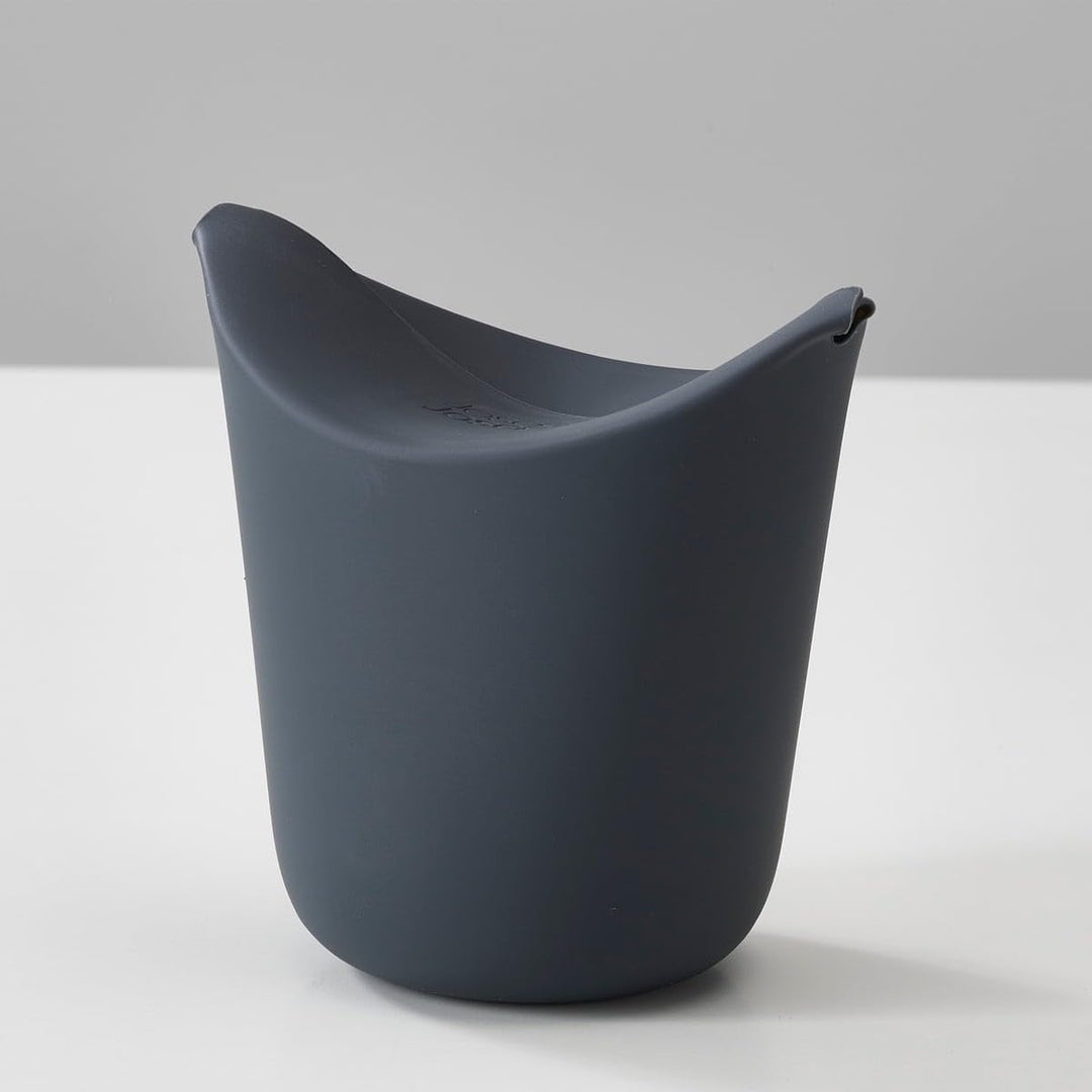 Joseph Joseph M-Cuisine – Set mit 2 Silikon-Mikrowellen-Popcornkegeln – Orange/Grau 2-teilig, Einzel